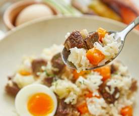 牛肉烩饭配溏心蛋