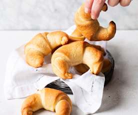 Veganské croissanty s pomerančovou kůrou