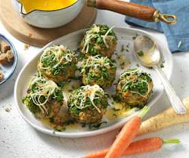 Schwarzbrotknödel mit Käse und Wurzelgemüse