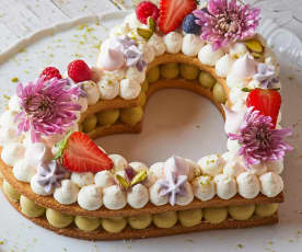 Torta di Marshmallows e caramelle gommose Fiori e Meringa