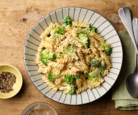 Cashew Cheese Pasta with Broccoli