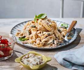 Nudeln mit Zucchini-Ricotta-Sauce