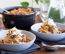 No-waste veggie bolognese (TM6)