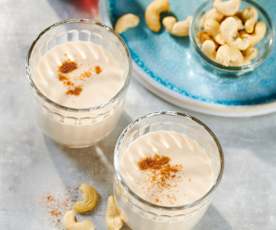 Cashew-Bananen-Booster mit Ingwer