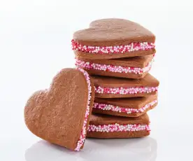 Antonio Bachour: Chocolate and Raspberry Heart Cookies (Metric)