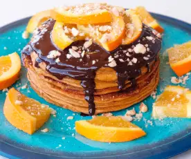 Pancakes de batata con crema de chocolate negro a la naranja