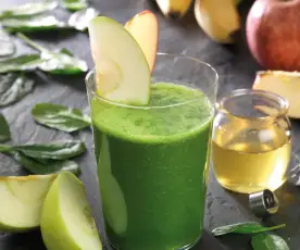 Green smoothie, frullato verde della salute