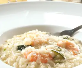 Risotto with zucchini and prawns