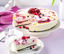 Beeren-Aprikosen-Swirl-Cake