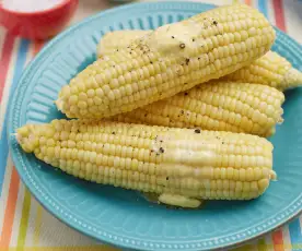Steamed Corn on the Cob