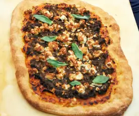 Pizza aubergine, feta et basilic par Eric Guérin