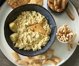 Paté de alcachofas y dátiles