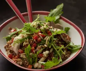 Geflügel-Dinkel-Salat