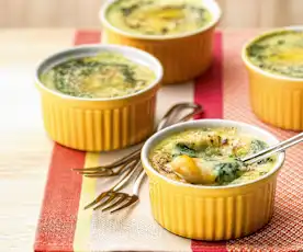Espinacas a la crema con huevos poché