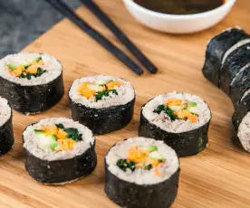 Sushi de verduras crudivegano
