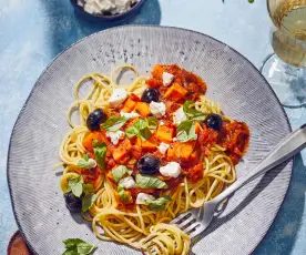 Špagety s batátovo-rajčatovou omáčkou