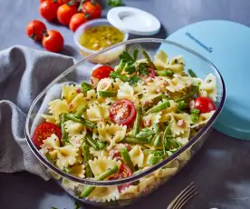 Bohnen-Tomaten-Nudel-Salat