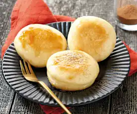 Dampfnüdle (petits pains au lait vapeur)