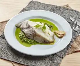 清蒸比目魚佐菠菜醬