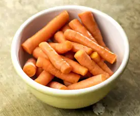 Zanahorias baby al vapor (200-600 g) en cestillo