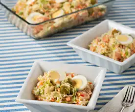 Ensalada de arroz con mayonesa