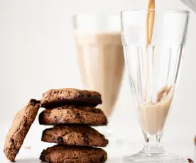 Kaffee-Leinsamen-Smoothie und Leinsamen-Schoko-Cookies