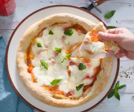 Pizza al estilo napolitana (Come, reza, ama)