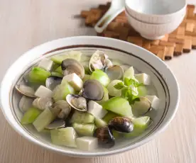 絲瓜蛤蜊豆腐湯
