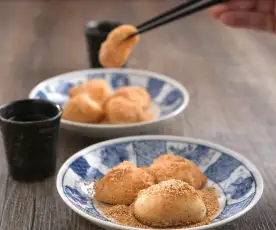 Hua sheng ma shu (peanut mochi)