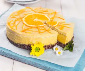 Torta raw all'arancia e mandorle