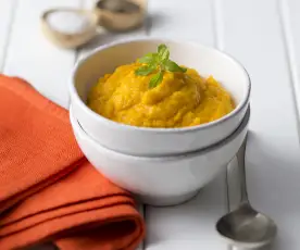 Carrot, pumpkin and ginger purée