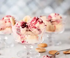 Beetroot and goat cheese ice cream with crackers