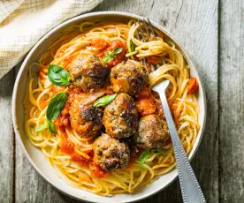 Polpette à l'italienne, sauce tomate et spaghetti