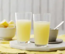 Succo rinvigorente allo zenzero, miele e limone