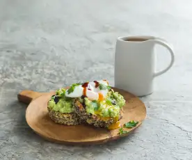 Crunchy quinoa patties with avocado smash