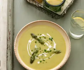 Creamy Asparagus, Potato and Leek Soup
