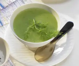 Erbsen-Fenchel-Suppe