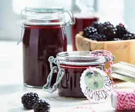 Brombeer-Cassis-Konfitüre