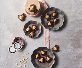 Schoko-Hütchen mit Marzipan