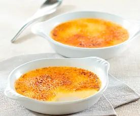 Crème brûlée à la cardamome