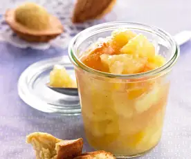 Compota de manzanas y peras