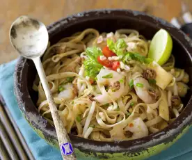 Pad Thai Noodles with Prawns
