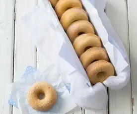 Soft cinnamon doughnuts