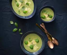 Zucchini, Brie and basil soup