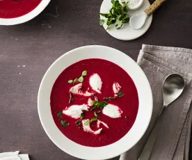 Rote-Bete-Rotkohl-Suppe