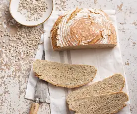 Pão de trigo sarraceno e centeio com sementes