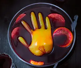 Orangenbowle mit eiskaltem Händchen