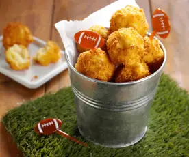 Mac and Cheese Fritters