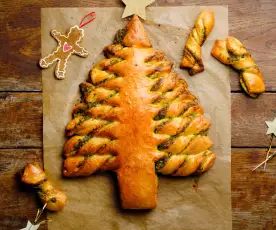 Pesto Tear and Share Christmas Tree Bread