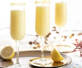 Cóctel de cava y piña